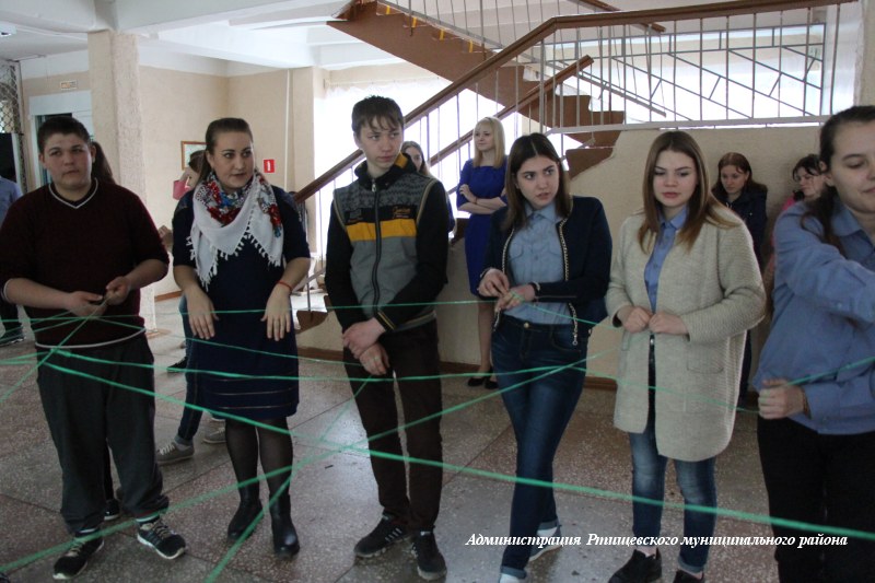 Студенты Ртищевского политехнического лицея приняли участие в  игровой программе «Здоровье с нами», организованной «Молодёжь плюс» в рамках психологического месячника «Зеркало души»