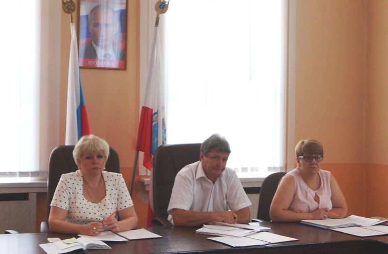 Состоялось  постоянно действующее совещание при главе Ртищевского муниципального района С.В. Макогон