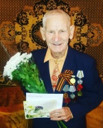 Житель  г. Ртищево участник трудового фронта  Рыжов Владимир Николаевич  отмечает  90-летие со  дня рождения