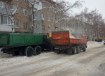 В г. Ртищево продолжается работа по вывозу снега