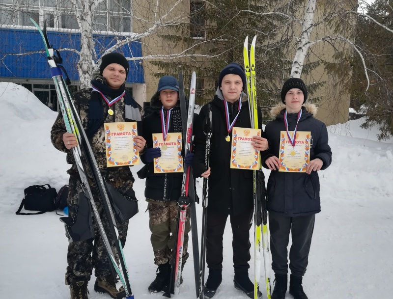 Спортсмены Ртищевского филиала спортшколы «РиФ» приняли участие в областных соревнованиях по лыжным гонкам