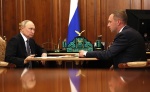 Владимир Путин провёл рабочую встречу с губернатором Саратовской области Романом Бусаргиным 