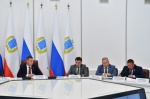Губернатор Роман Бусаргин провел постоянно действующее совещание с зампредами и министрами Правительства области