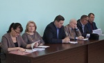 В администрации района с участием депутатов районного Собрания рассматривался вопрос о противодействии коронавирусу