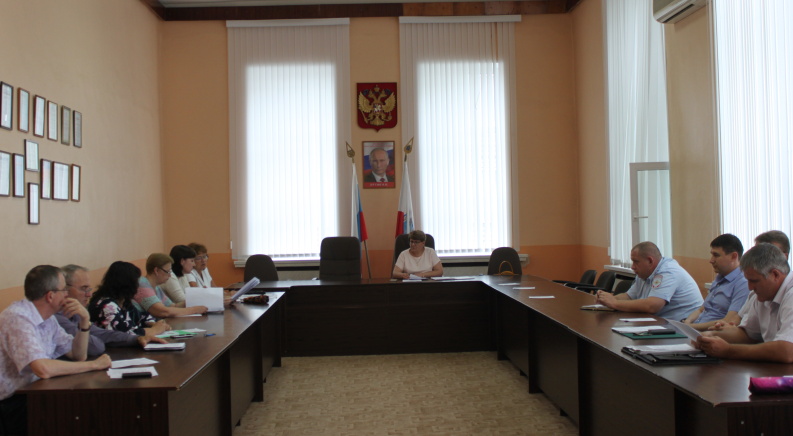 Состоялось заседание санитарно-противоэпидемической комиссии при администрации Ртищевского муниципального района 