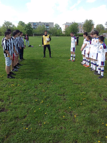 На стадионе «Локомотив» состоялось Первенство района по футболу среди сельских учебных заведений 