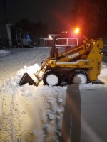 Служба благоустройства города с 2-х часов ночи вышла на борьбу со снегопадом