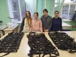 КСВО Саратовской области совместно со студентами колледжа отправили в зону СВО тактические носилки