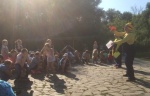 Работники Городского культурного центра организовали развлекательную программу «Приключения миньонов» для детей, отдыхающих в загородном лагере «Ясный»