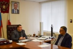 Глава района Александр Жуковский провел встречу с главным врачом Ртищевской районной больницы Алексеем Сергеевым