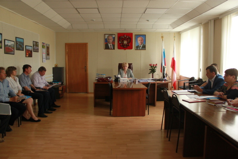 Состоялось аппаратное совещание при главе Ртищевского муниципального района
