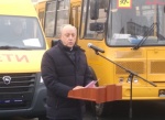 Сегодня на Театральной площади  г. Саратова Губернатор В.В.Радаев вручил районам области новые школьные автобусы