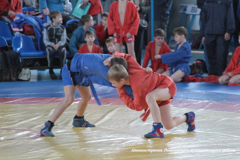 Воспитанники  ДЮСШ г. Ртищево приняли участие открытом турнире по самбо в Саратове