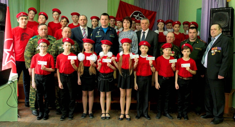 В МОУ  «СОШ № 2 г. Ртищево Саратовской области» состоялось торжественное принятие присяги юнармейцев