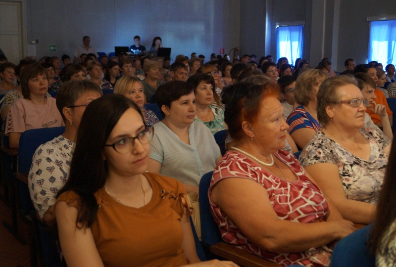 В Ртищевском районе состоялось торжественное мероприятие, посвященное Дню России