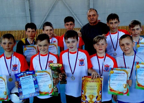 Команда спортивной школы г. Ртищево заняла 1 место в весеннем Кубке по мини-футболу среди юношей 2006-2007 г.р.