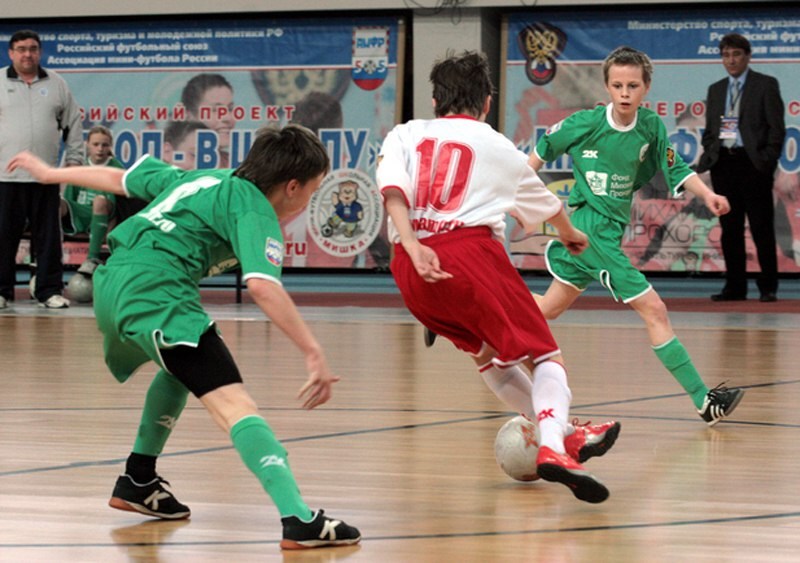 Команда юношей 2006-2007 г.г.р. приняла участие в очередной календарной игре Первенства Пензенской области по мини-футболу среди подростковых команд сезона 2017-2018 года 