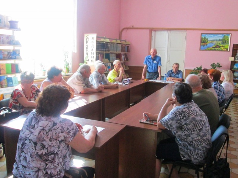 В Центральной районной библиотеке состоялось организационное заседание поэтического клуба