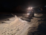 Коммунальные службы вышли на расчистку дорог от снега в 23 часа