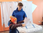 На избирательные участки Ртищевского района приходят семьями