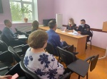 Сотрудники Госавтоинспекции города Ртищево разъяснили Правила дорожного движения, касающиеся безопасности детей-пассажиров