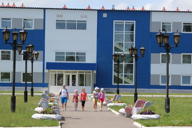 Приглашаем жителей и гостей города Ртищево посетить бассейн «Дельфин» и ФОК «Юность»